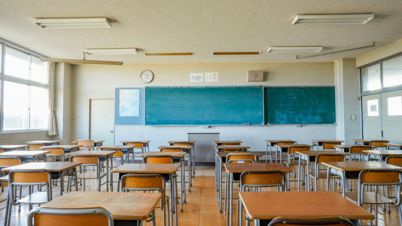 高校受験を終えた保護者のリアルな本音　140人が語る、受験の現実